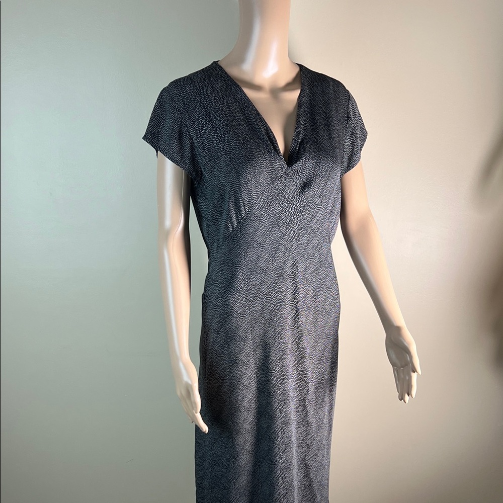 Silk midi dress empire silhouette v-neck flutter sleeves black white S